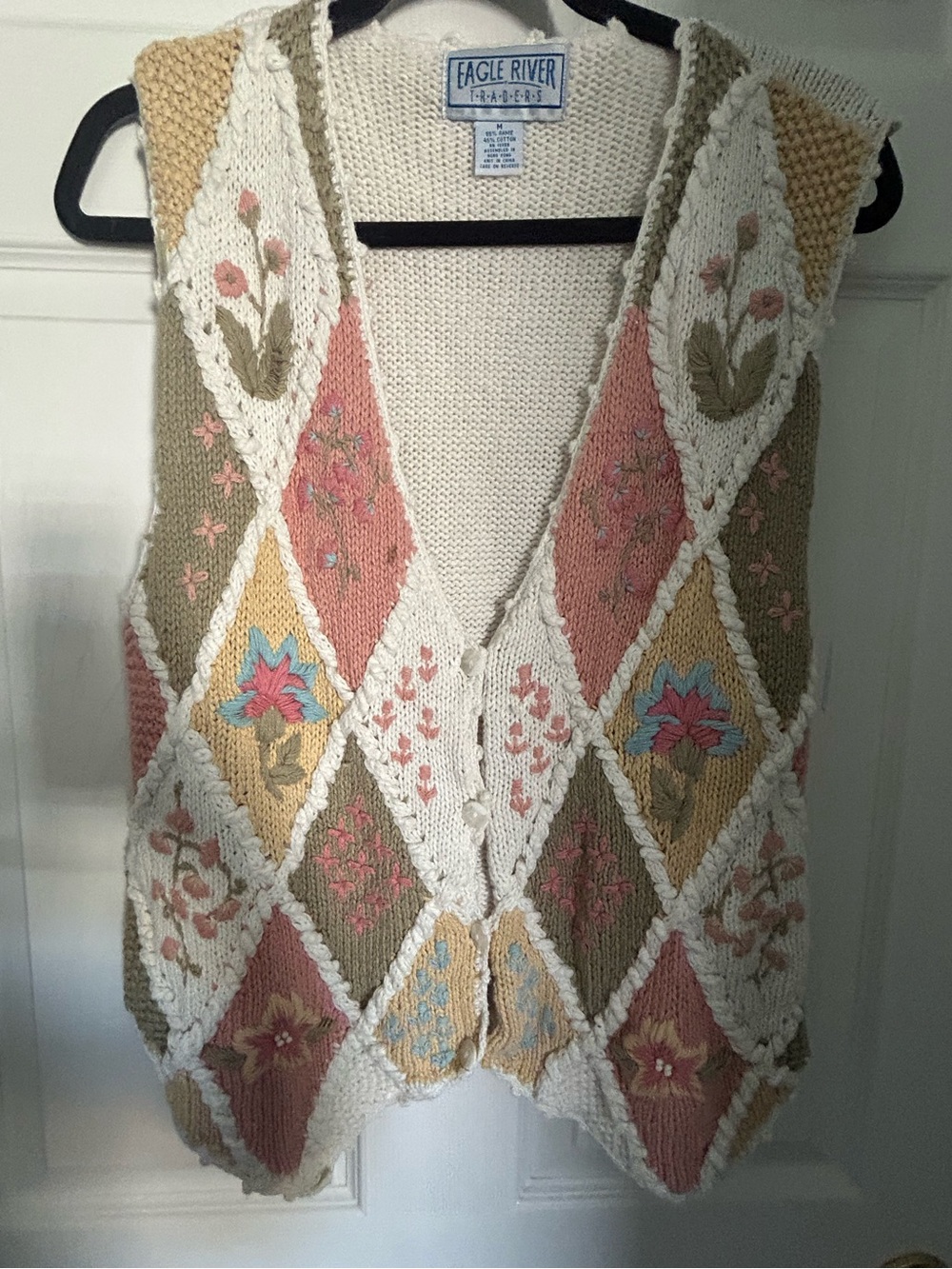 Vintage Cottage Core Cream Multicolor Floral Argyle Knit Vest Size Medium